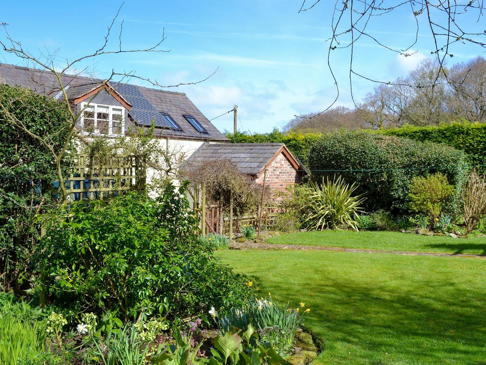 Woodhouse Cottage Hawarden Exterior photo
